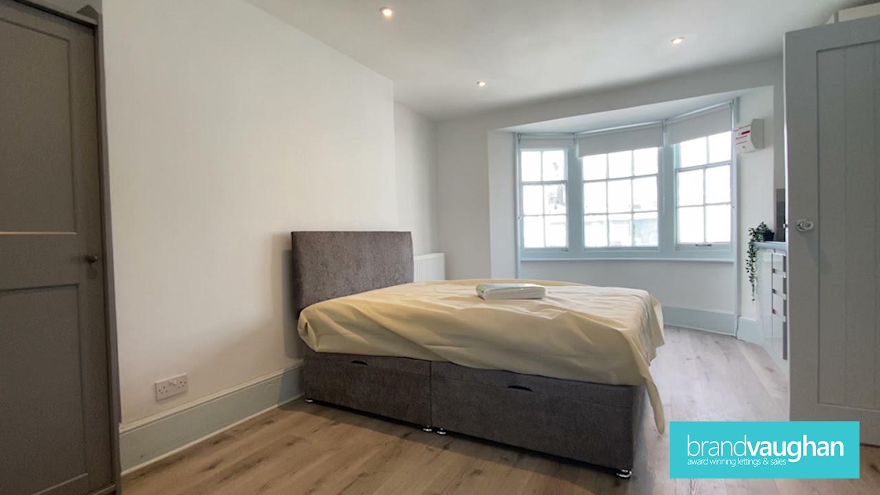 Y Norfolk Road | Large Bedsit
