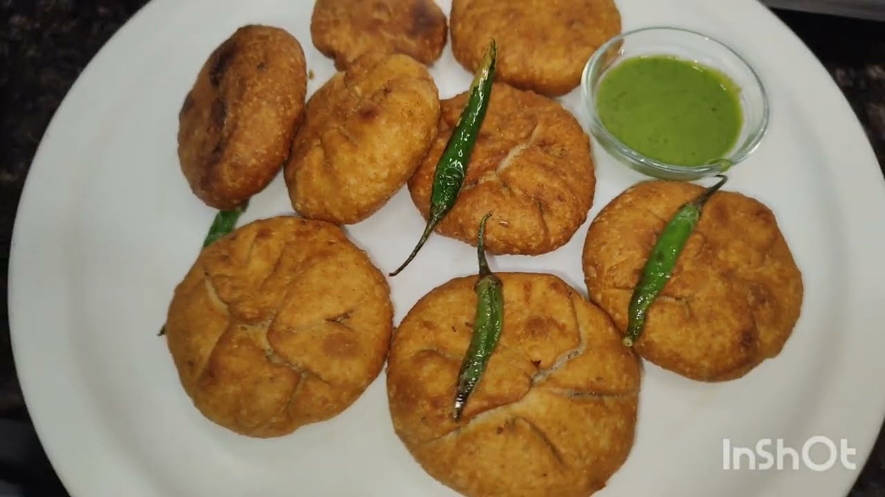 Matar ki kachori recipe | bina maida use kiye aate se banaye ye khasta matar kachori.