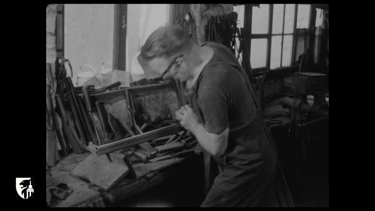 Les armuriers - le garnisseur à Liège (1957) - Enquête du Musée de la Vie wallonne