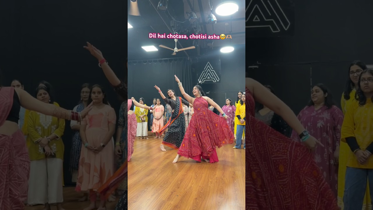 Chotisi Asha #dilhaichotasachotisiasha #teamnaach #teamnaachchoreography #dance #semiclassical