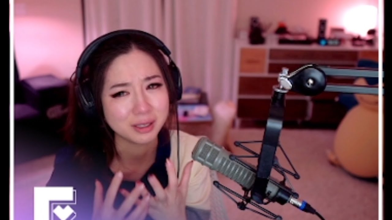 Leslie (Fuslie) Starts Crying Talking About Toxicity in her Chat and GTA RP...