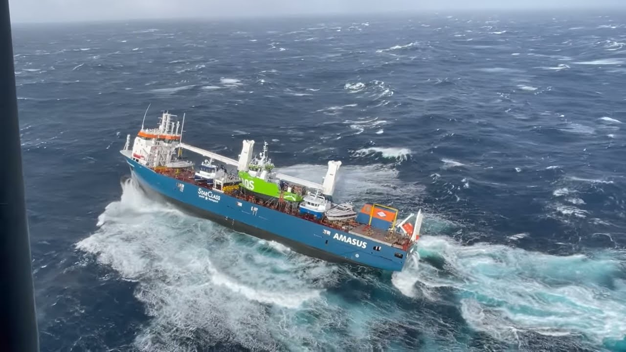 EEMSLIFT HENDRIKA || Cargo Shifting leads to Abandonment of ship