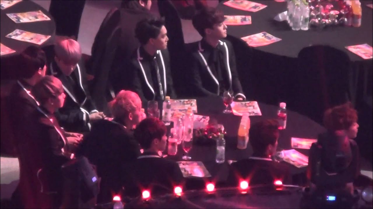 140123 The 23rd Seoul Music Awards - EXO - During BTS Performance