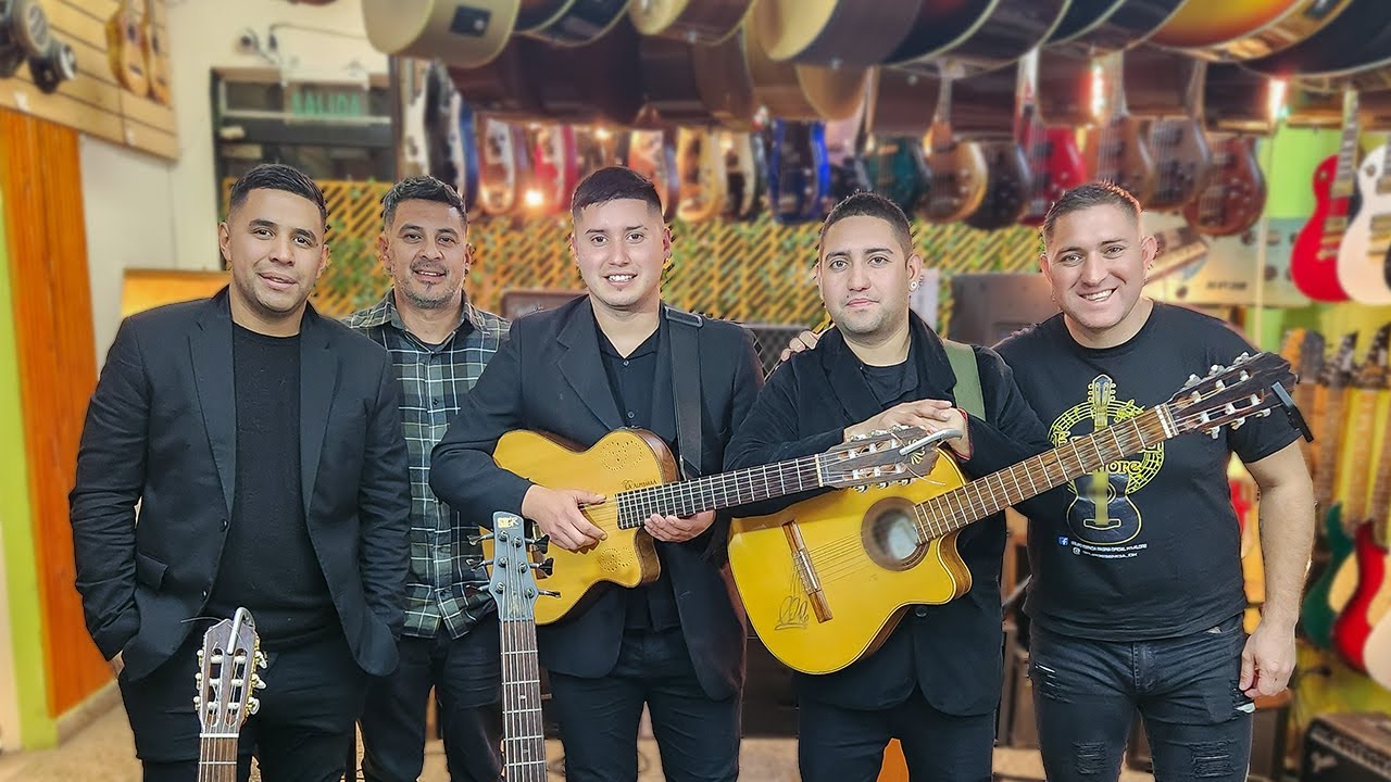 Grupo Esencia: Pueblo de los artistas