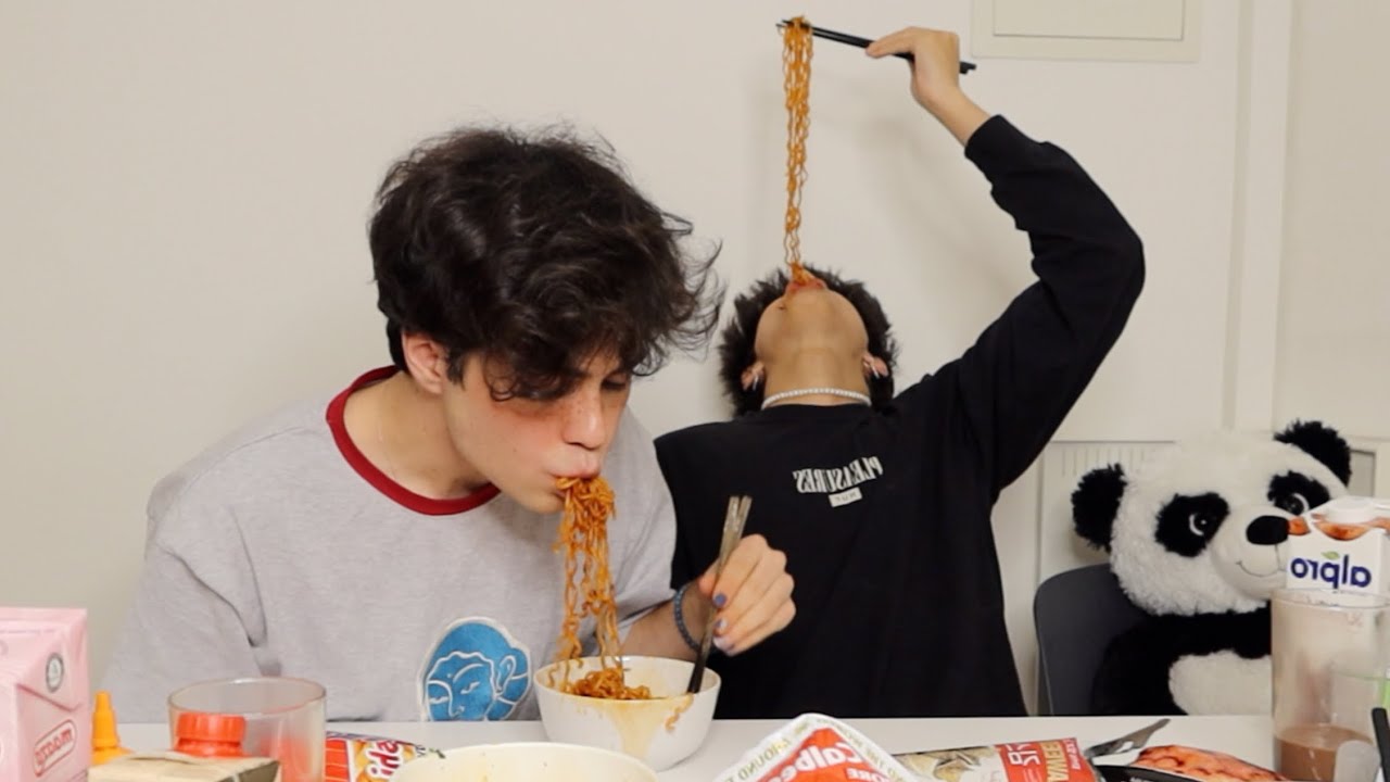 spicy mukbang *gone wrong* w/ nic kaufmann
