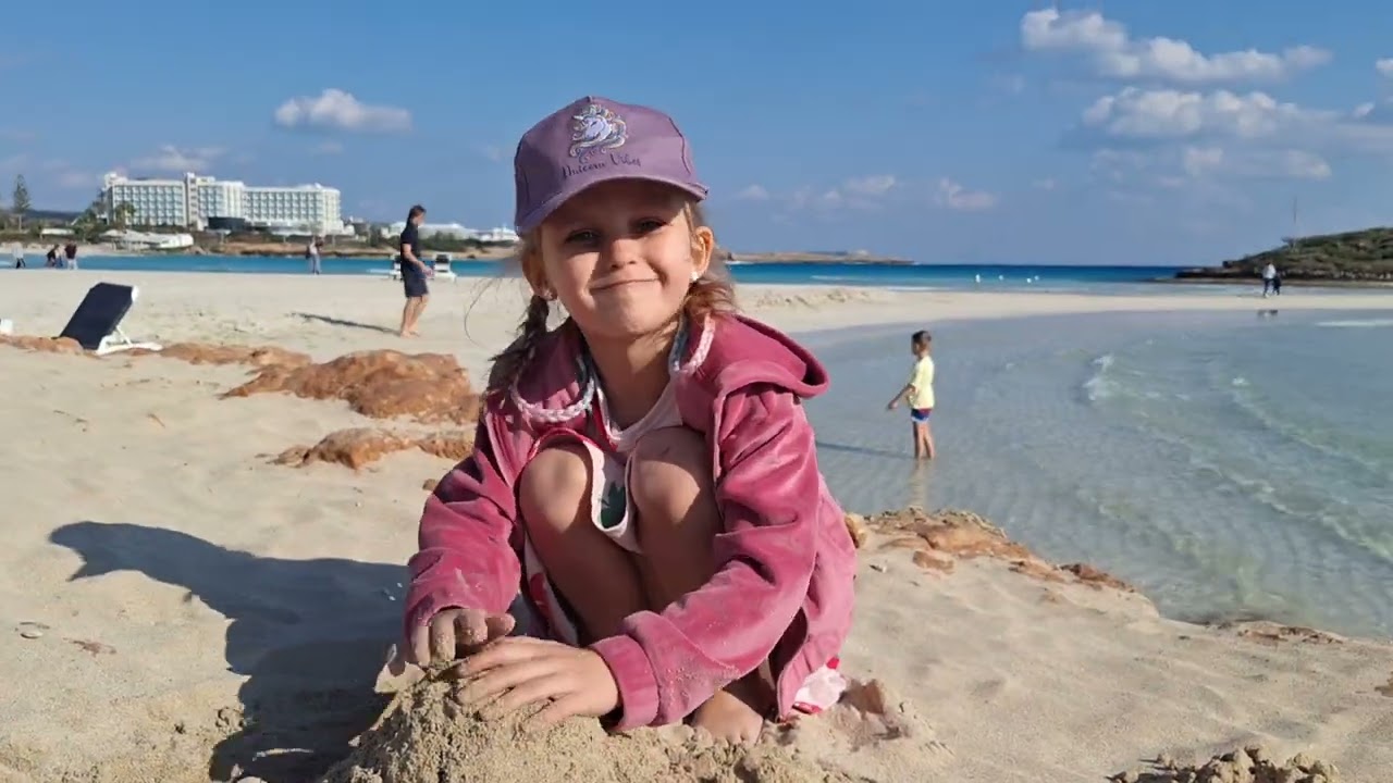 Cypr Luty 2025     Cyprus February 2025