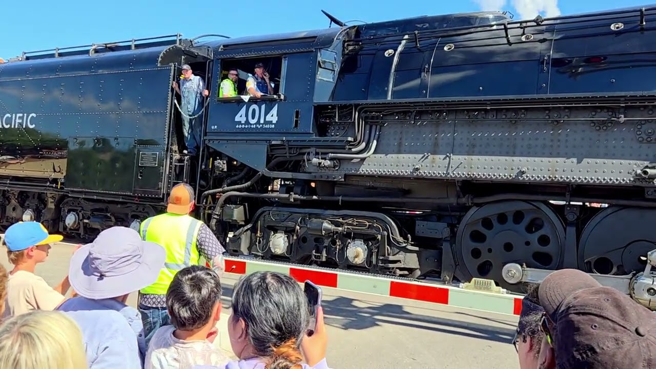 Union Pacific 4014 Big Boy. Worlds Largest Operating Steam Engine.