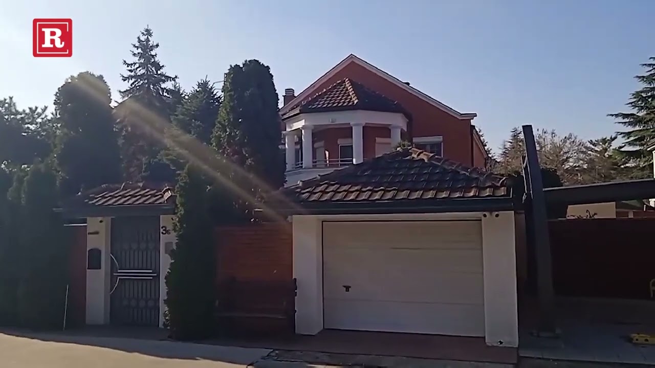 Muk i ti&scaron;ina ispred kuće Sa&scaron;e Popovića jutro nakon tragičnih vesti