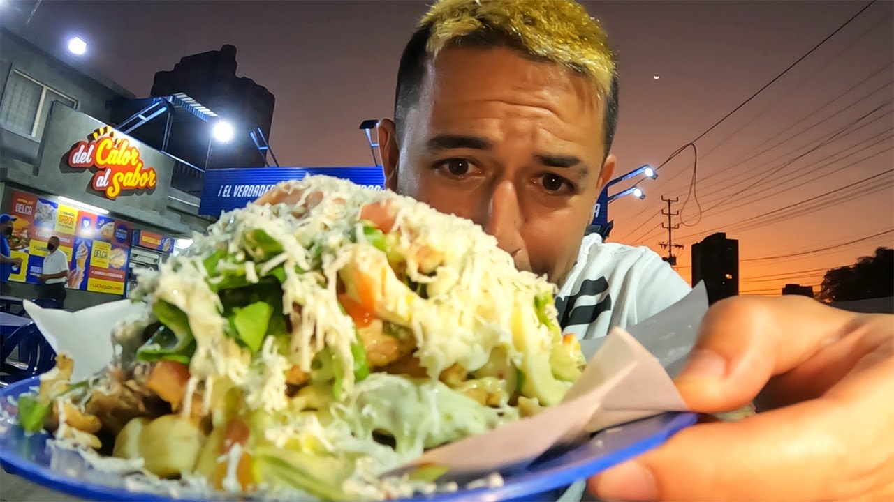 Venezuelan Street Food Madness in Maracaibo 🇻🇪