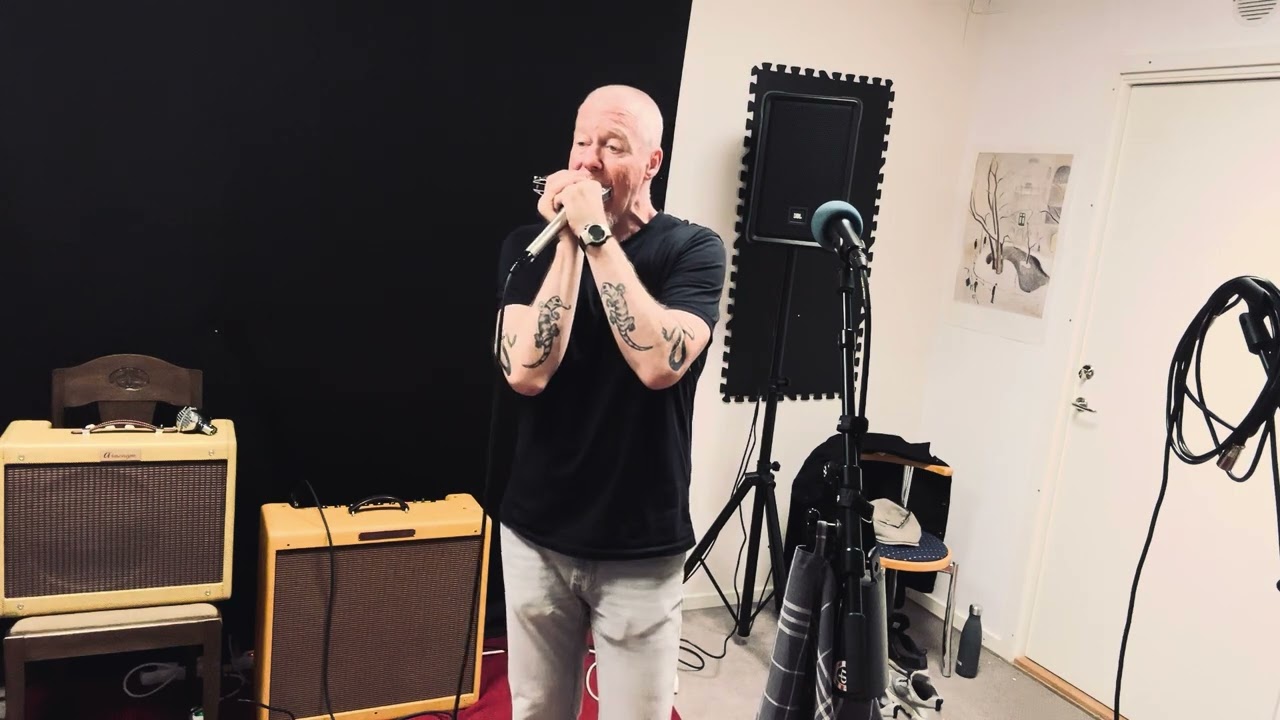 I Left My Baby - Chromatic Blues Harmonica