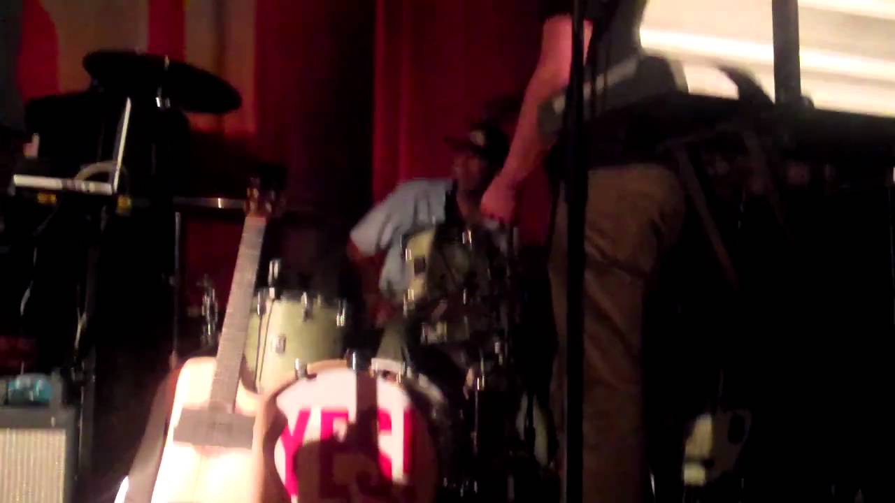 K-OS - The Rain/Man I Used To Be (LIVE)