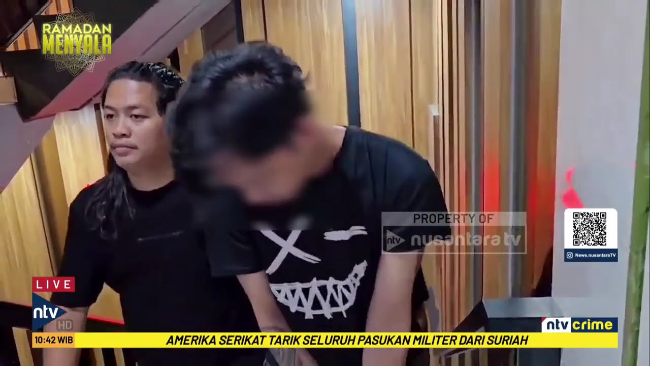 Seorang Buruh PHK di Bekasi Nekat Curi Motor, Istri Nangis Histeris saat Ditangkap | NTV CRIME
