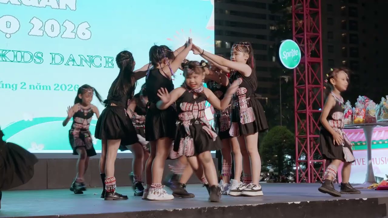 Oẳn Tù Tì / Team Alpha Dance / Xuân Bính Ngọ 2026