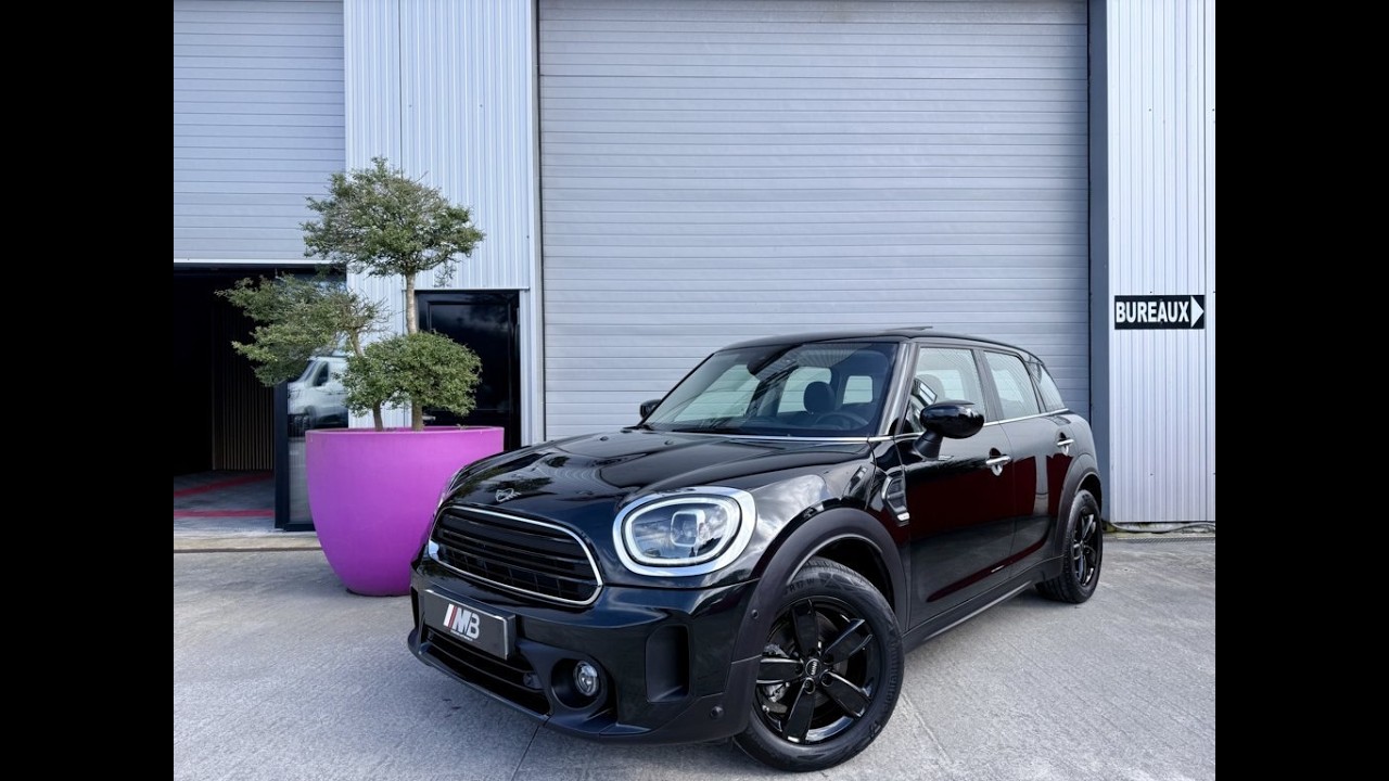 Venez découvrir en vidéo notre MINI COUNTRYMAN disponible à la vente chez Mb Synergies Auto.