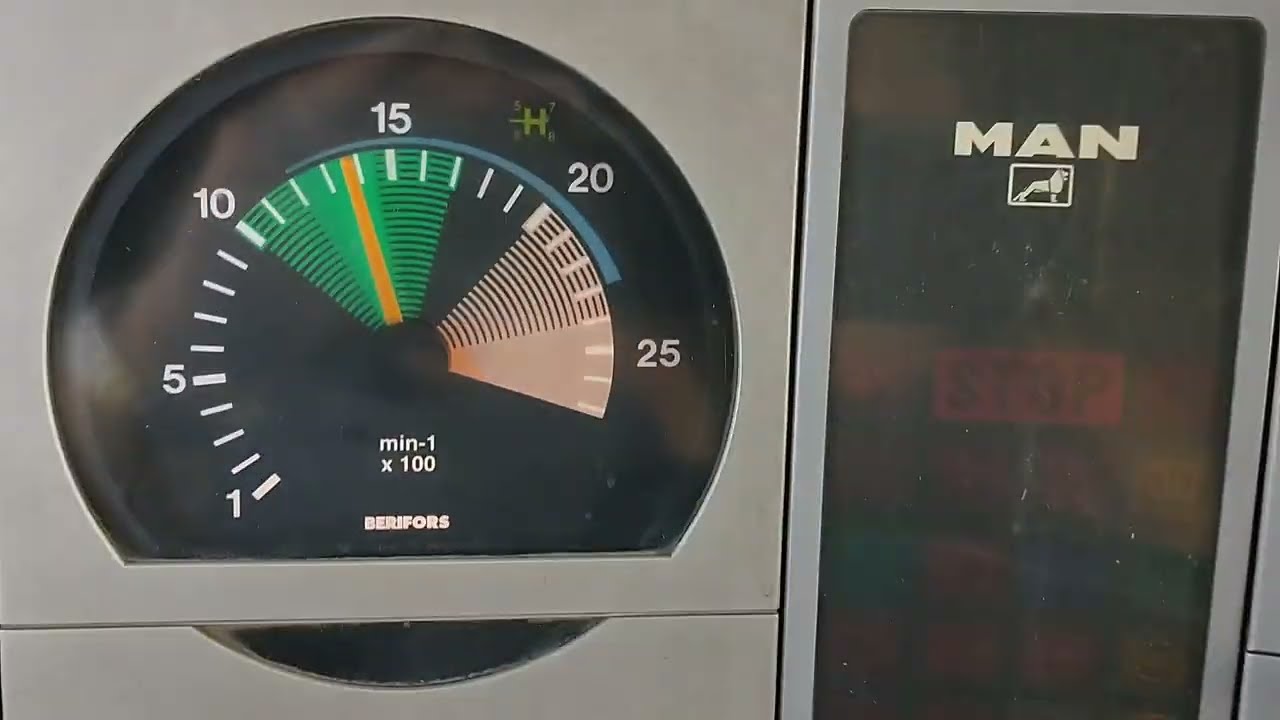 MAN F2000 26-463  manuális 16-sebesség