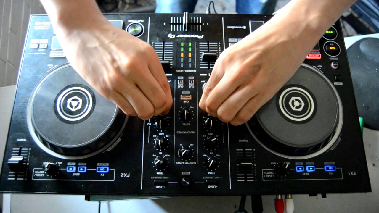 Pioneer DDJ-RB      First set
