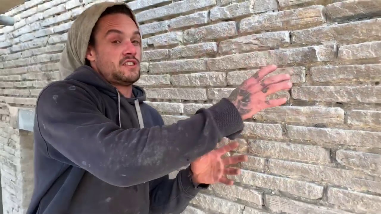 Lime Pointing (part 1) Raking joints out.