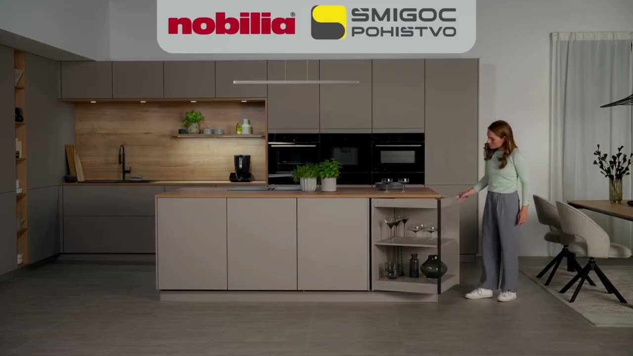 Kuhinje Nobilia - Vrtljiva kuhinjska omarica v Nobilia kuhinji - Šmigoc pohištvo