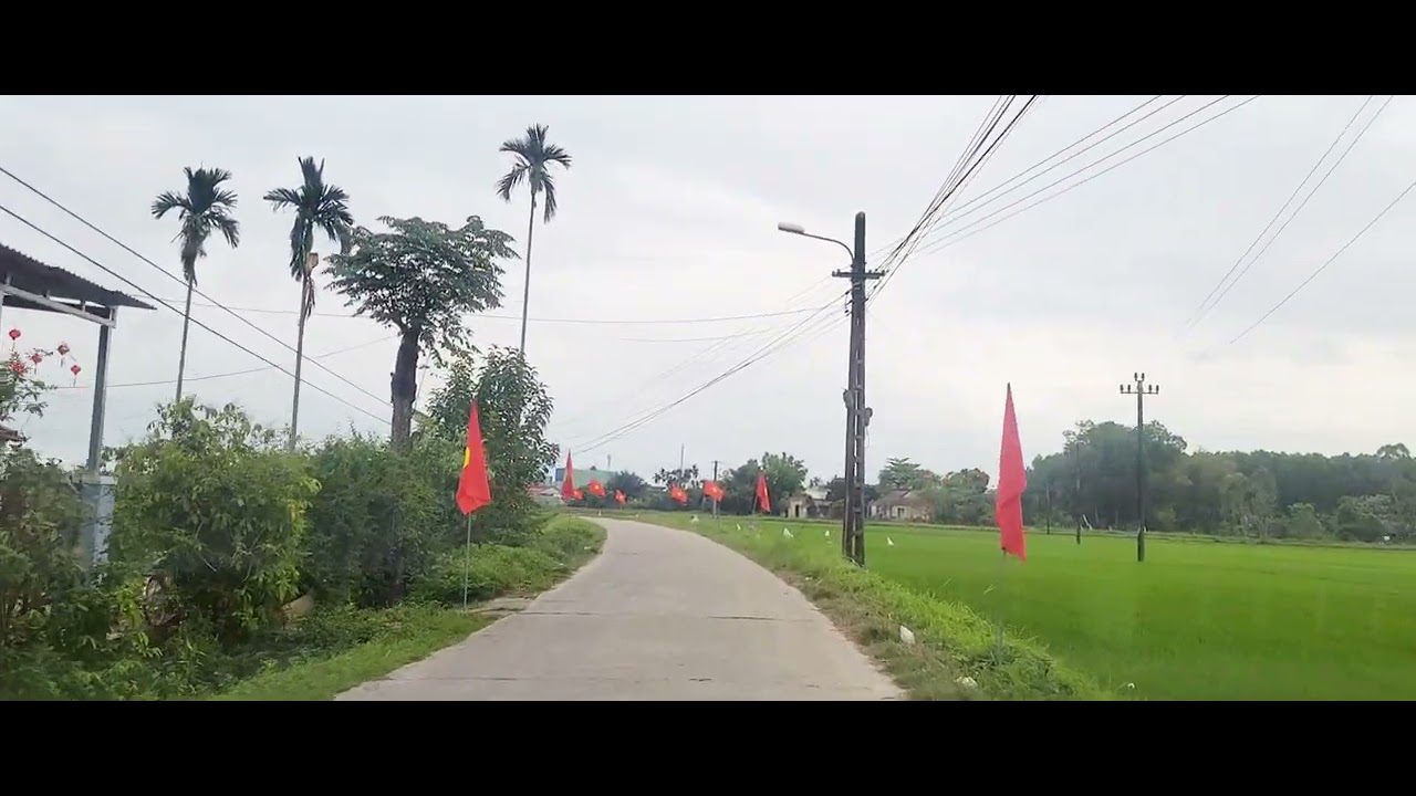 Lang thang xã nhỏ hòa ký ức