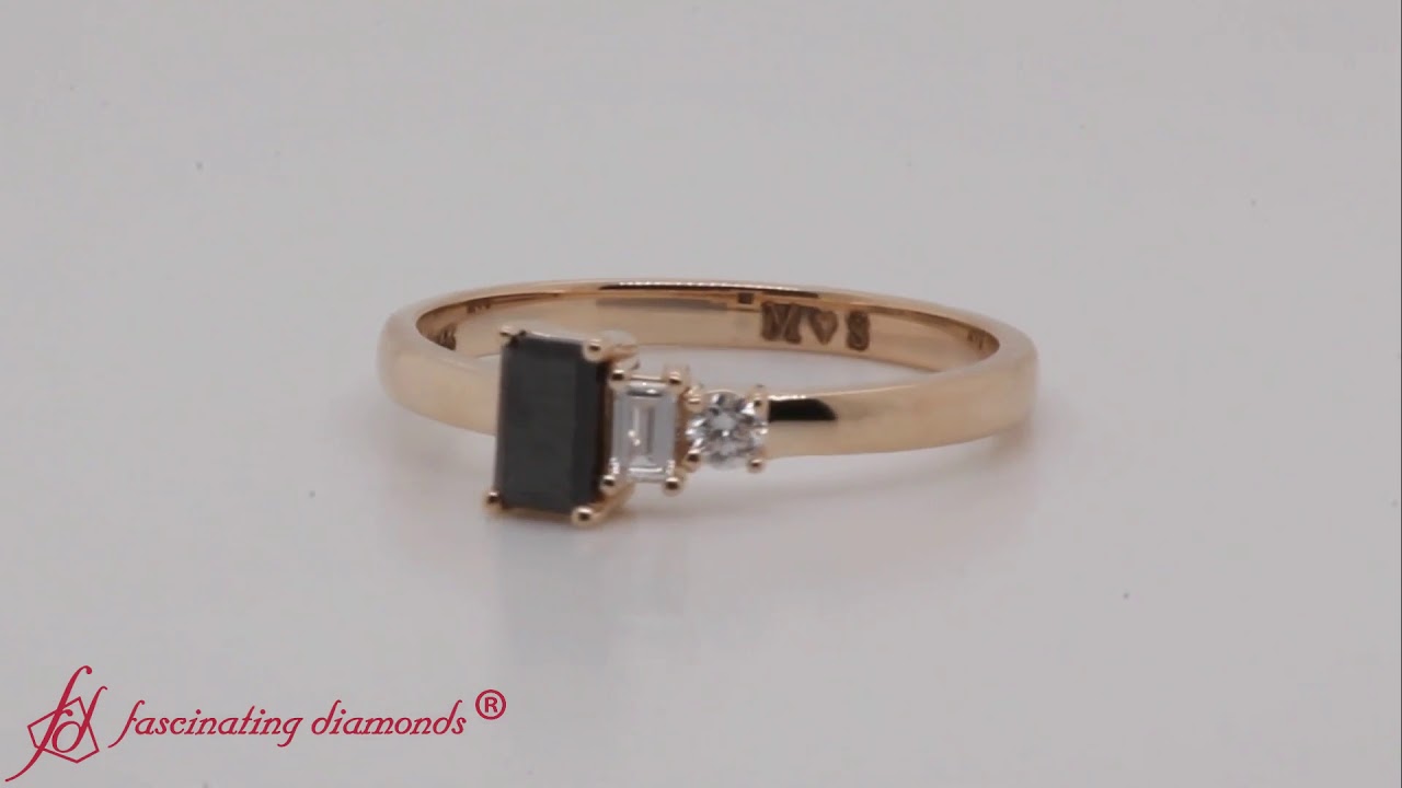 Unconventional Wedding Ring With Black Diamond In Yellow Gold-FD9008EMR