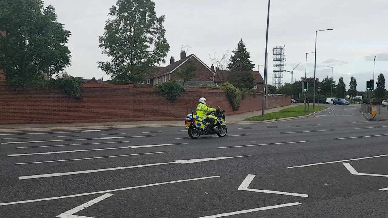 Merseyside police cat a escort back to manchester