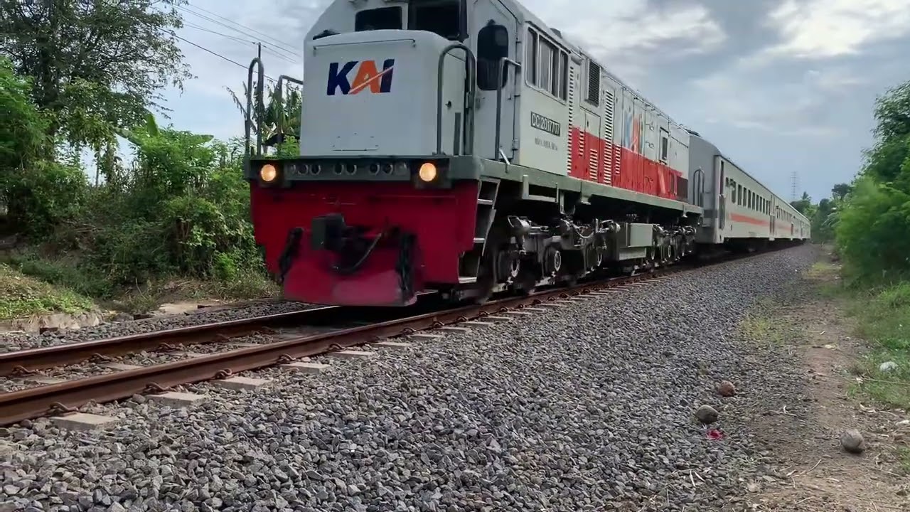 Perjalanan Kereta Api dari Stasiun Argopuro