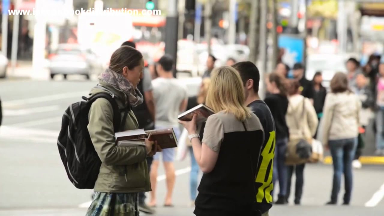 Book Distribution to beautiful couple