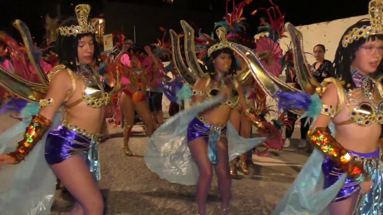 Saltaricos do Castelo @Carnaval de Verão de Sesimbra   Mega Samba 2018