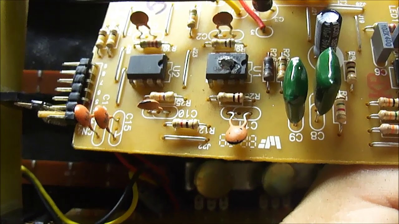Defeito e conserto Mesa de Som Oneal OMX 8