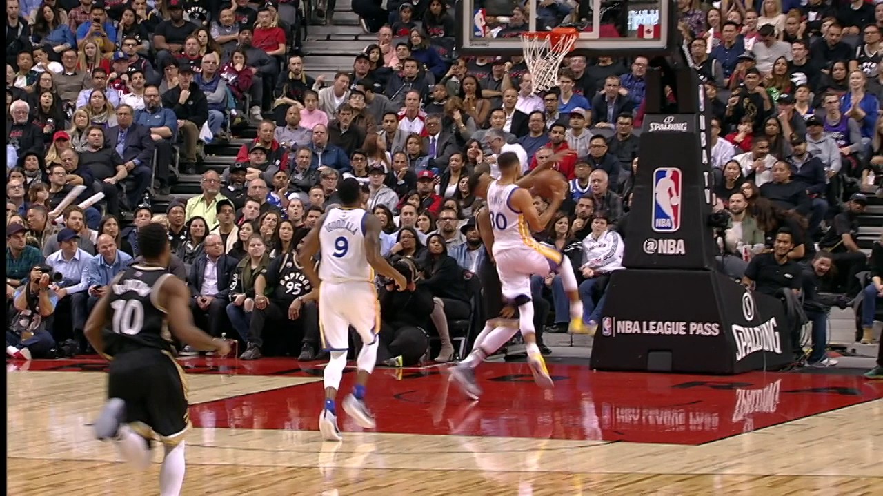 Steph Curry with the And-1 Circus Shot