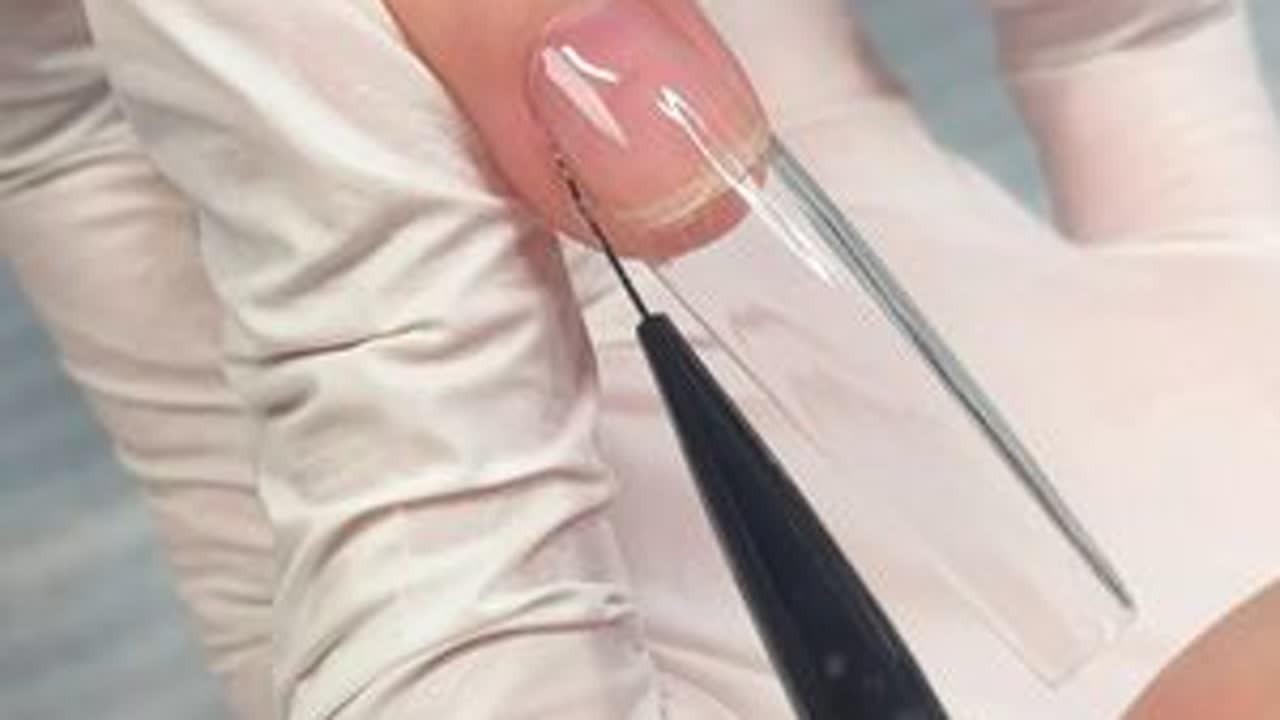 延长甲怎么做才能显瘦？这五个注意点缺一不可！#金菲nail #延长甲 #美甲教程