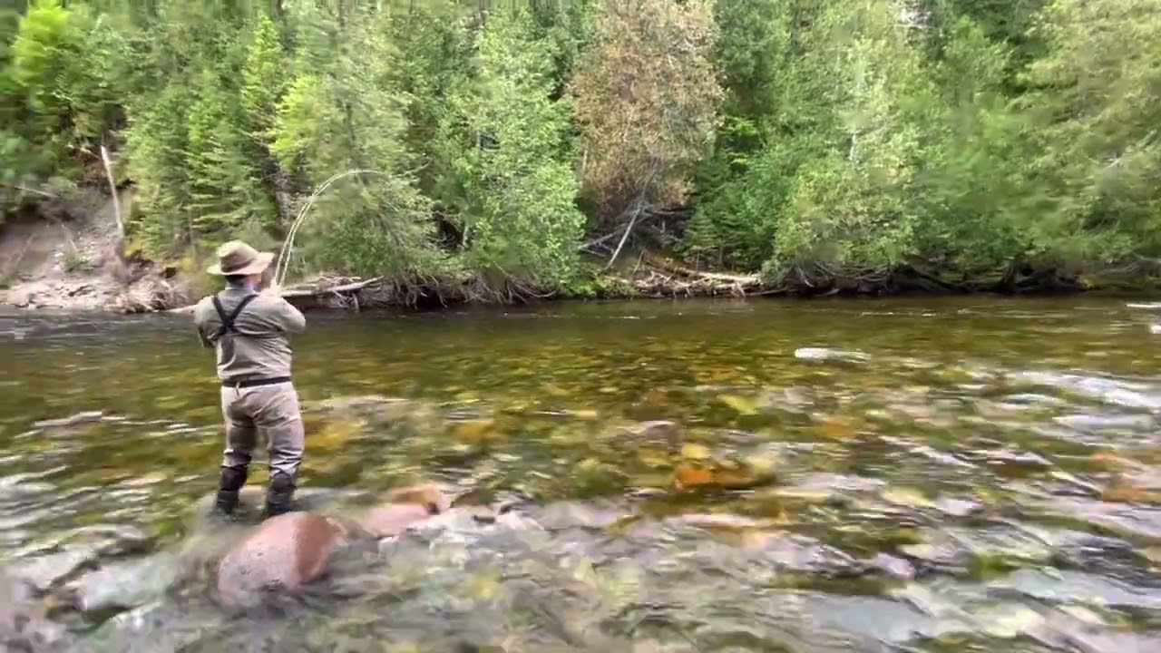 QG Pêche - Pêche Saumon Rivière St-Anne, Gaspésie