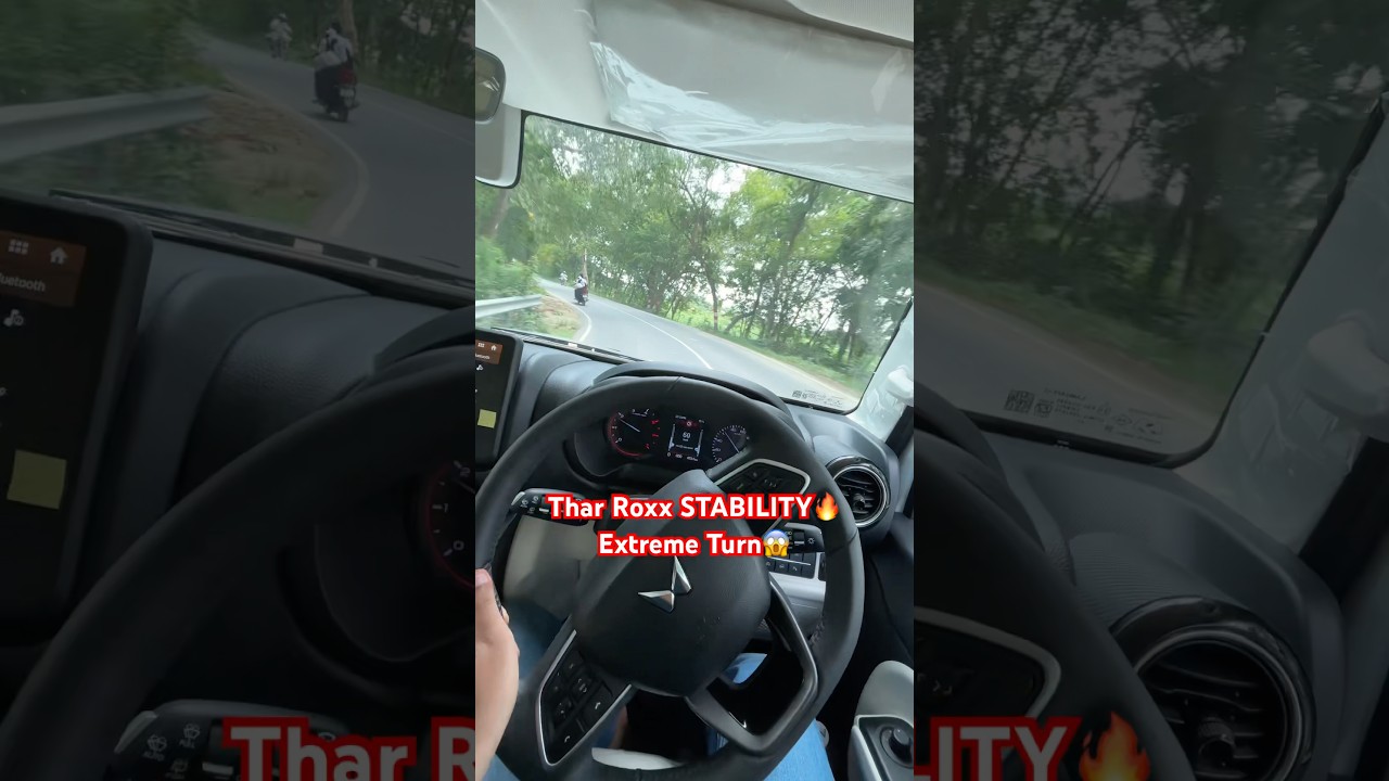 Thar Roxx Stability on Extreme Turn🔥Speed में Turn😱Close Call😨 #shorts #mahindra #tharroxx2025