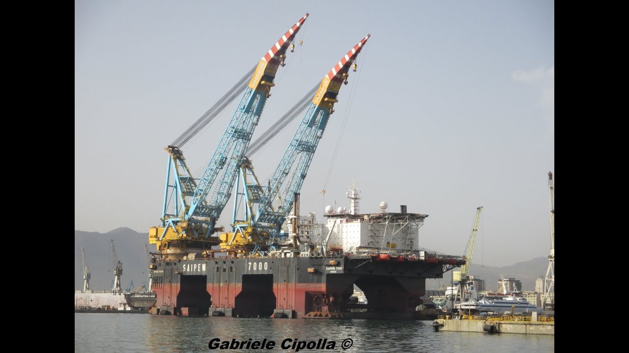 [HD - Mega Piattaforme] Saipem 7000: la Nave Gru più grande del mondo al Porto di Palermo!