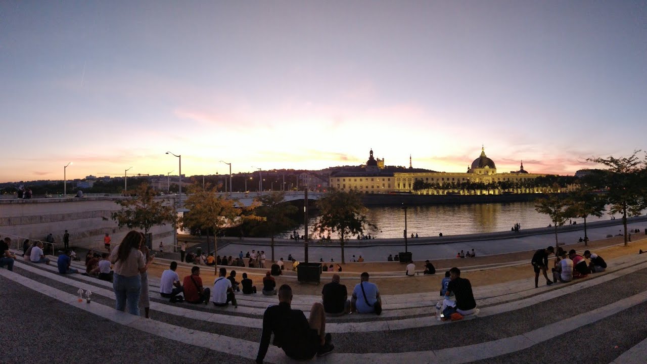 Uma praia na cidade de Lyon?