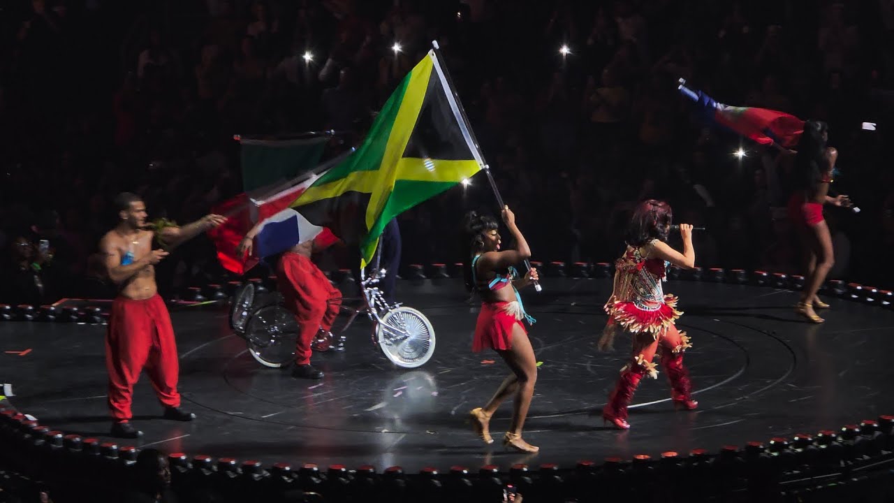 Cardi B performs 'Taki Taki', 'Bongos', and Bodega Baddie' - Little Miss Drama Tour - Houston