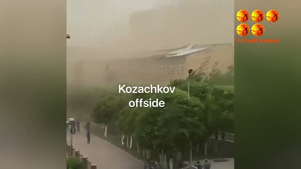 Ураганный ветер бушевал в Караганде