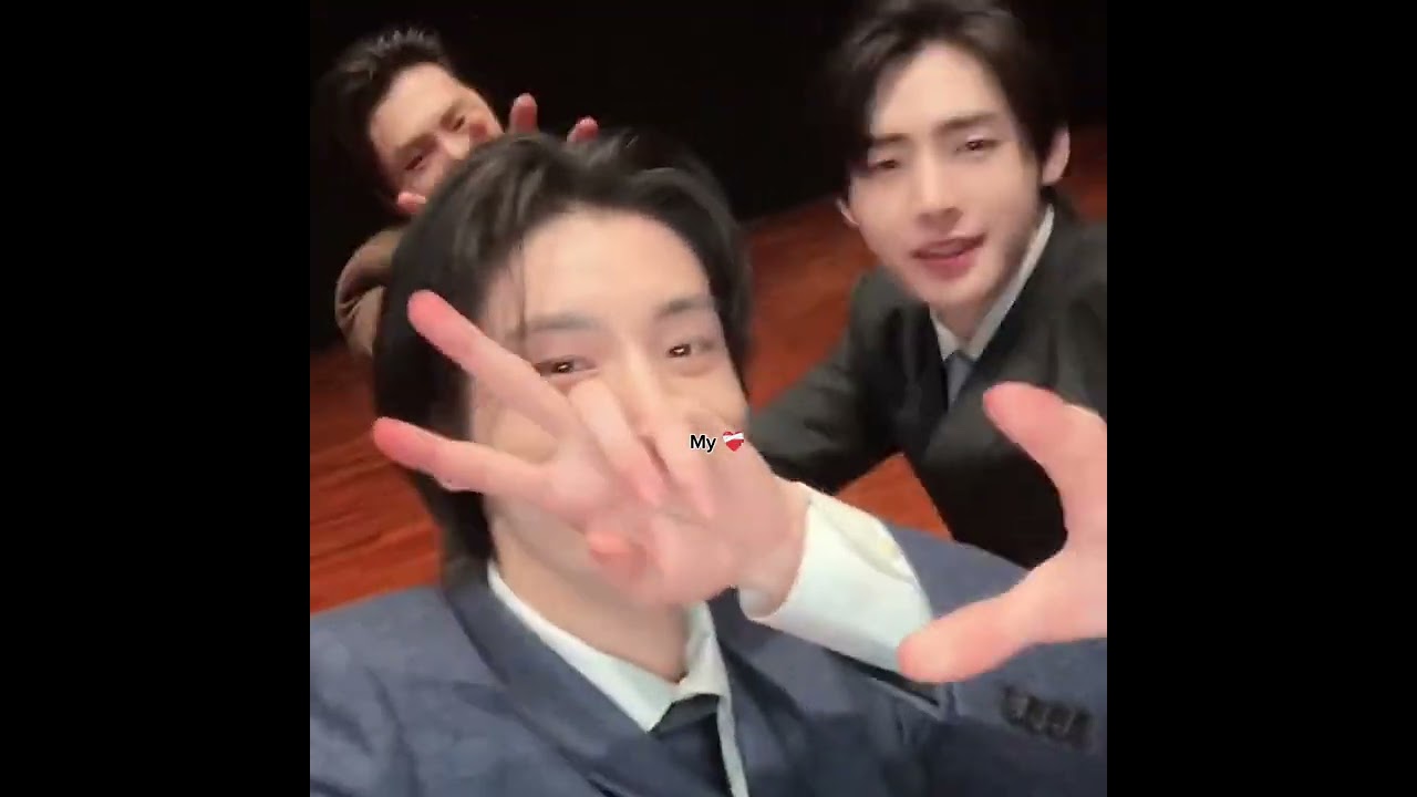 JAKEHOONIST WHERE ARE YOU NOW?? #jake #sunghoon #enhypen #jakehoon