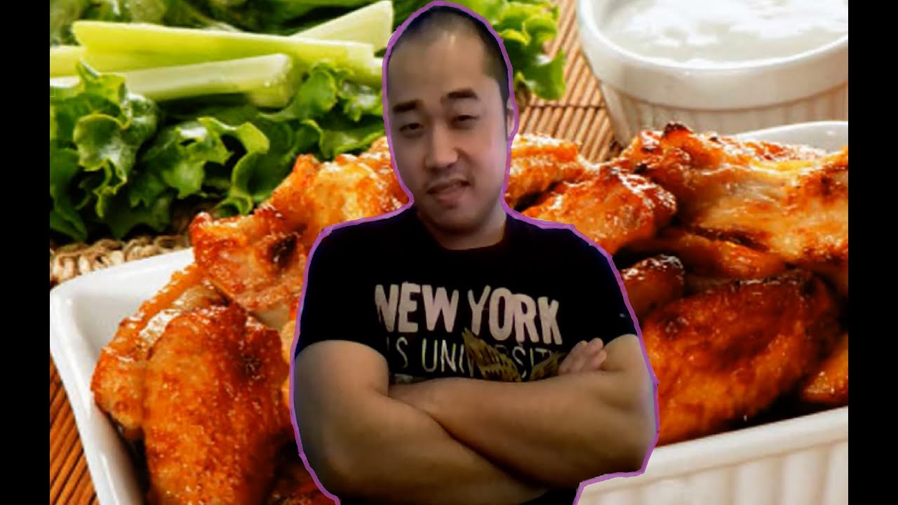 ASMR EATING SOUNDS - NAAN BREAD AND HOT CHICKEN WINGS WITH SATAY SAUCE