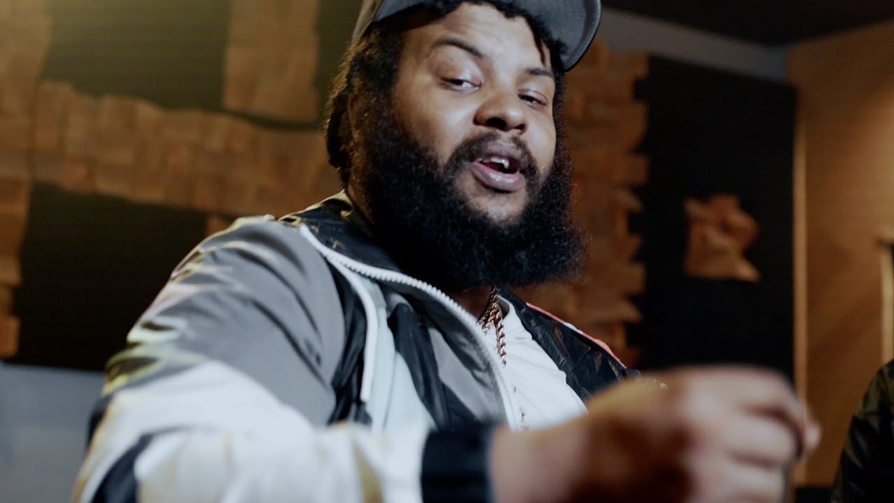 RMC Mike x 3200 Tre - PUMP FAKING (Official Music Video) prod. by MK Mentality