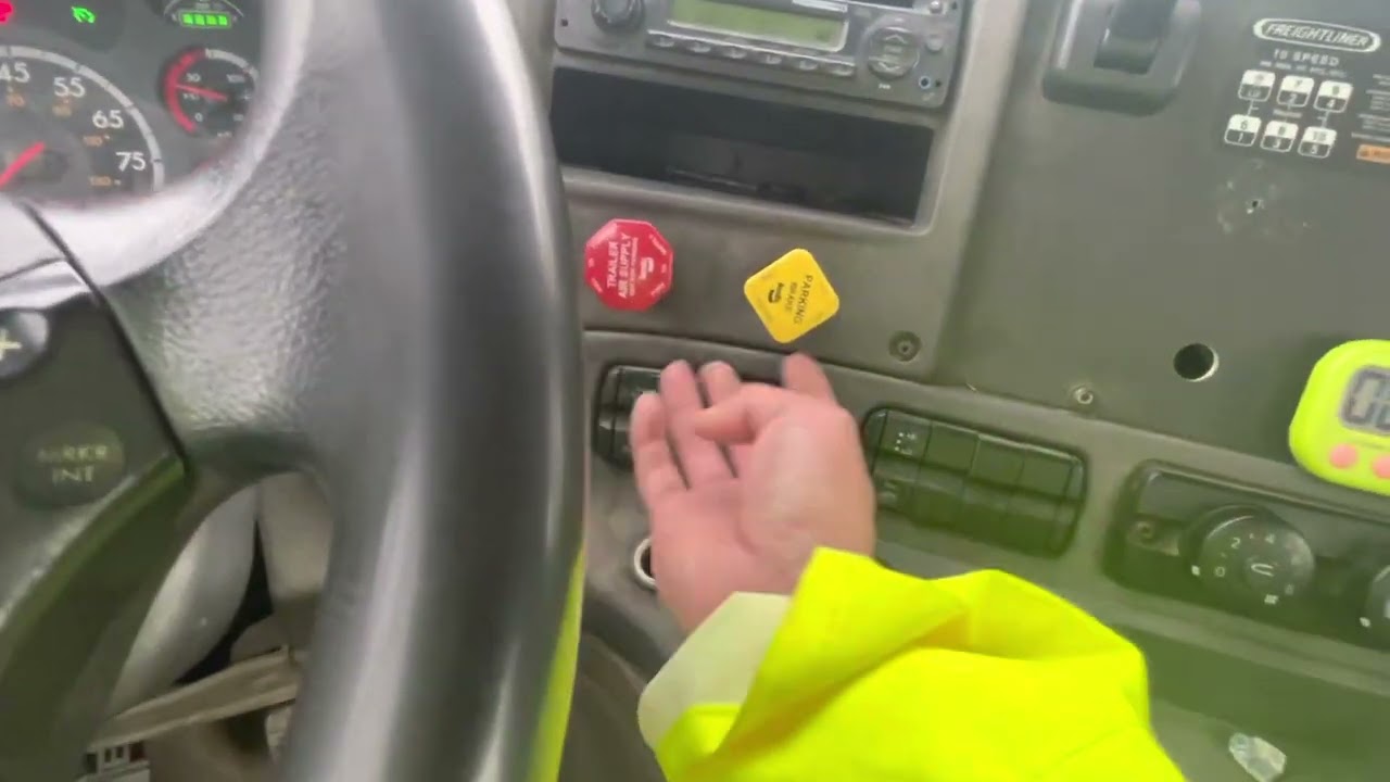 Воздушные тормоза и проверка в кабине автомобиля с CDL в Калифорнии 2023 года