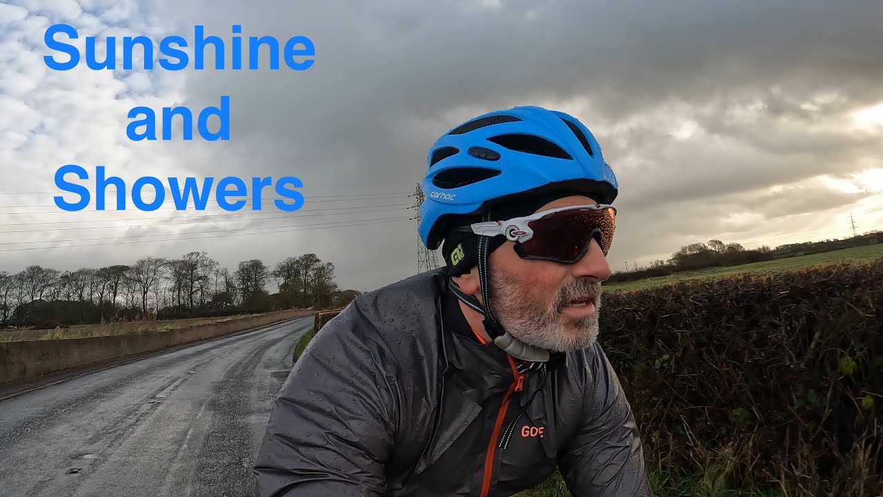Seaside, a mince pie and the winter sky