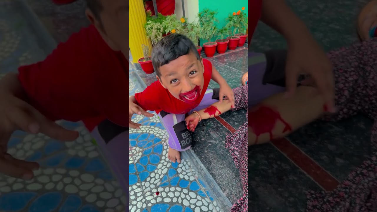 Navneet Vampire Ban Gayi 🧛&zwj;♂️🤪 #shorts #funny #comedy #family #trending #papa #comedyvideos