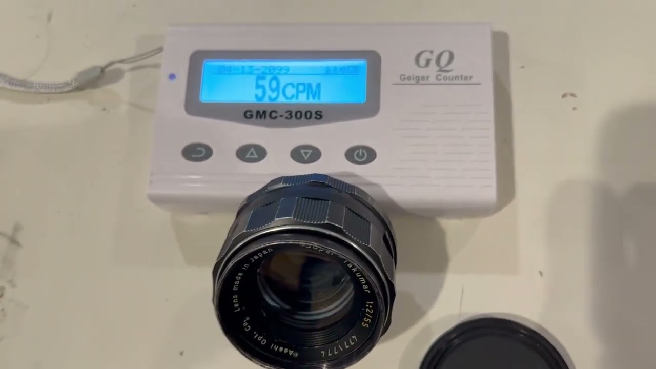 GQ GMC-300S Testing on Radioactive Lens Super Takumar 50mm