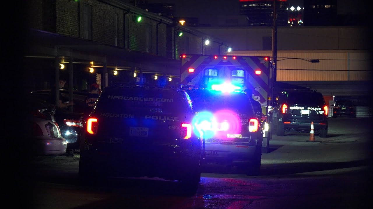 Police respond to shooting at apartment complex on Fountainview