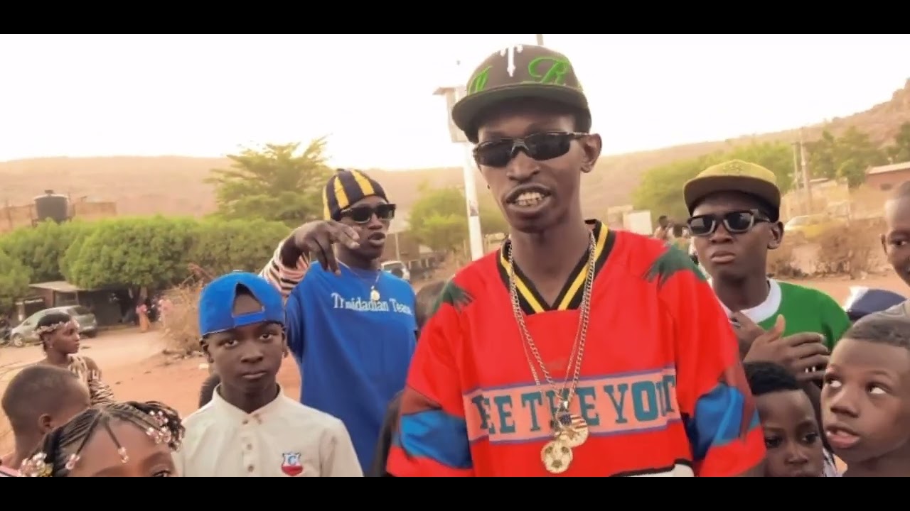 C4 pap7 _-_ Boborap (Streetclip)by @Yatt-boy34