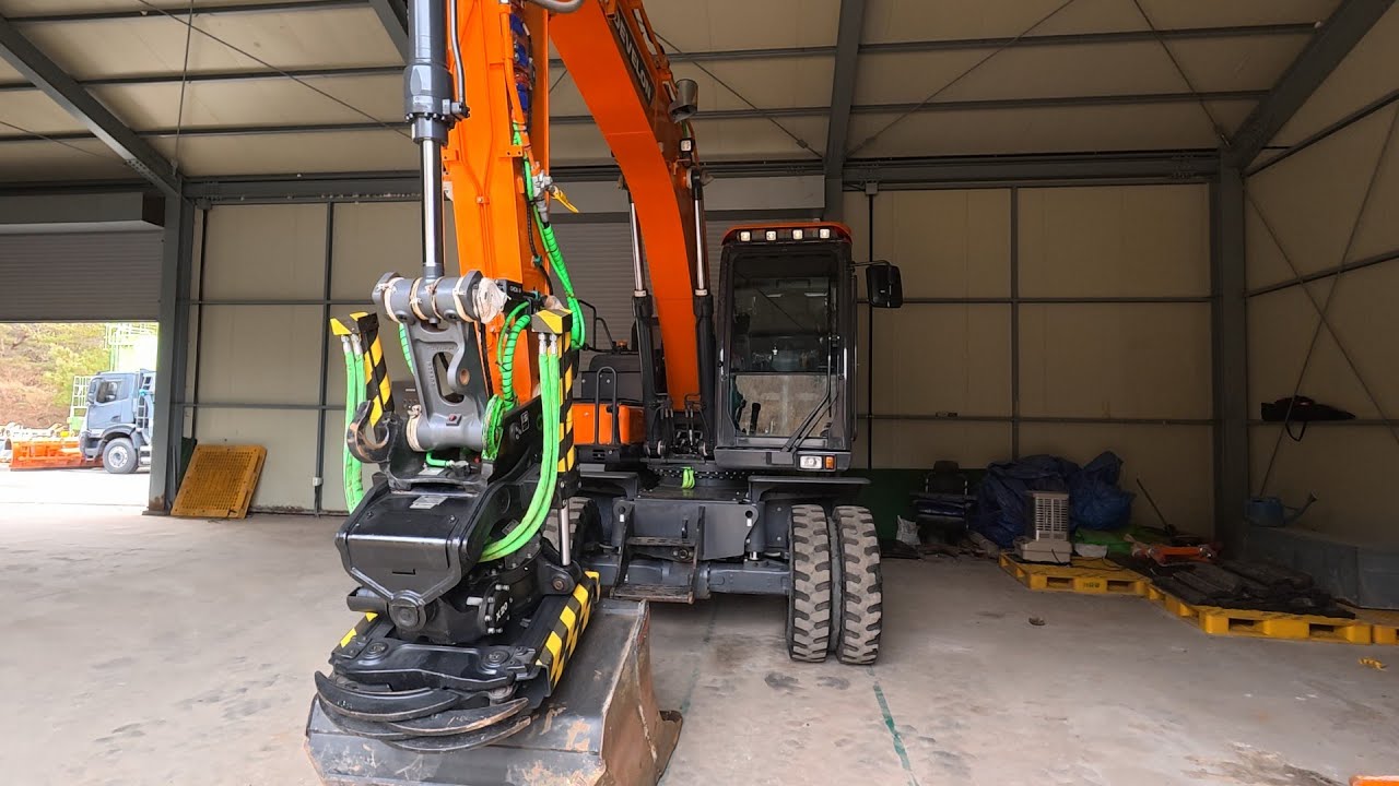 디벨론 굴삭기 원격시동 빵빵빵~~ 지나가는 분들 놀라 자빠집니다./steelwrist SQ X20 tiltrotator 
