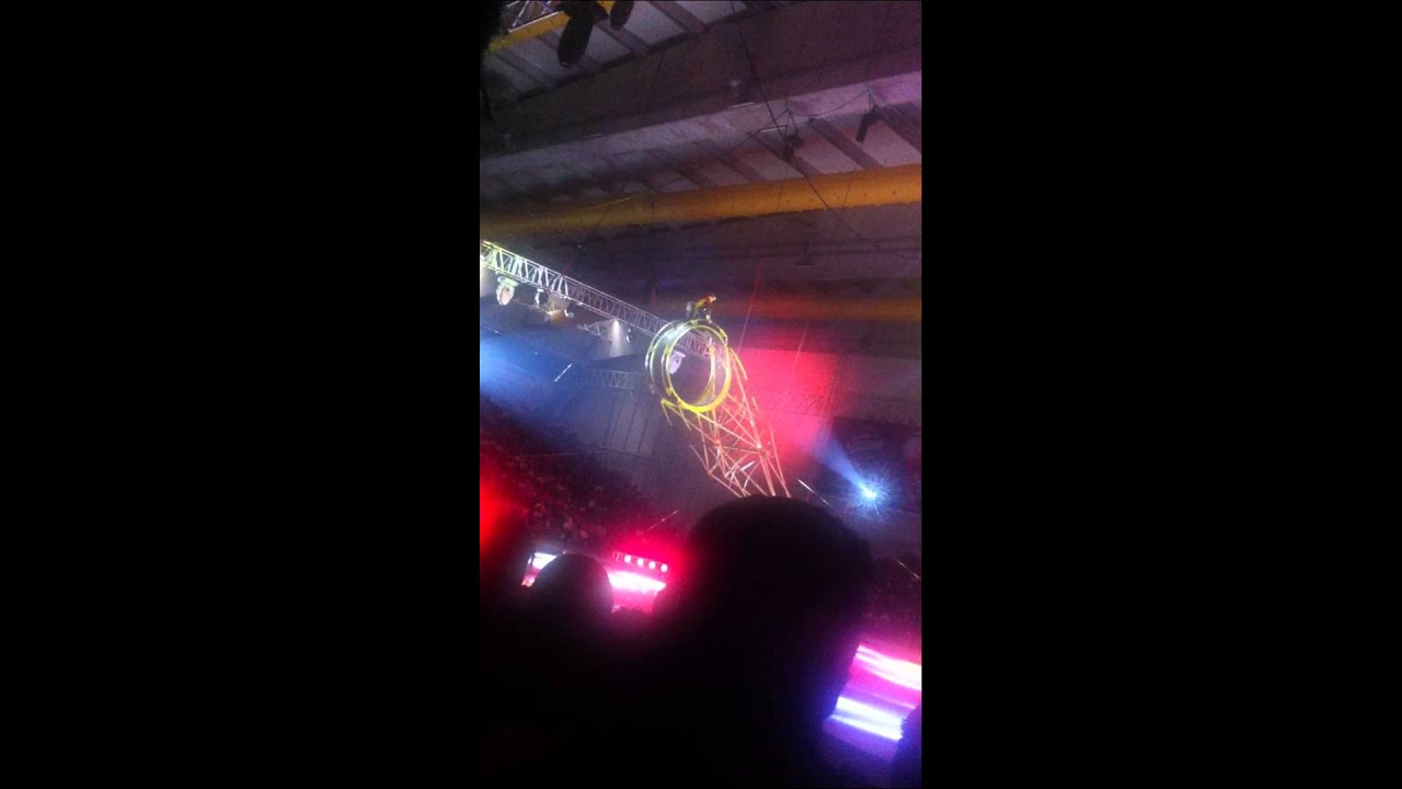 Illusion on Ice: Blue Fire (Feria de Puebla 2015)