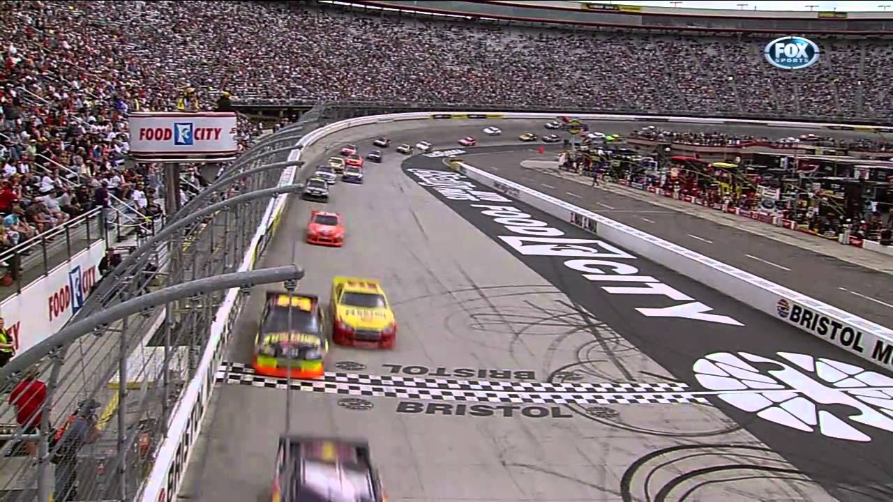 2011 R#04 Bristol 09.Travis Kvapil spin