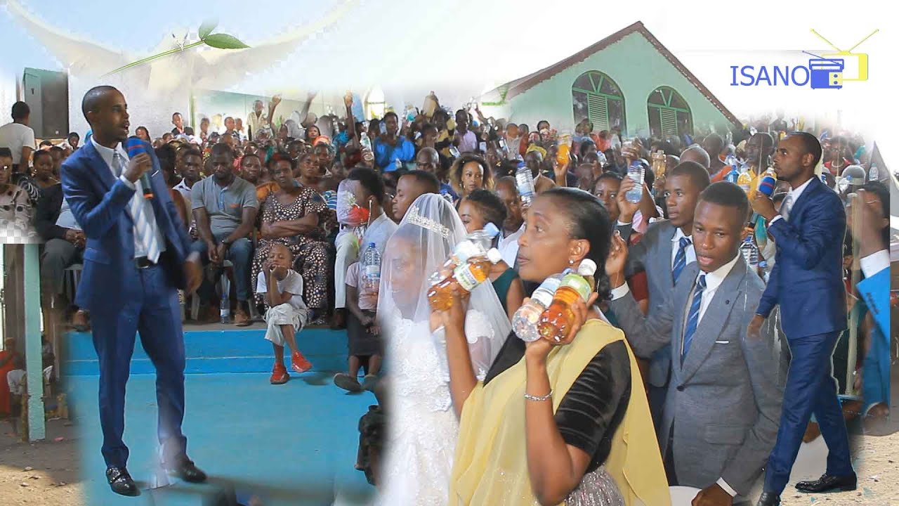 Ngibyo ibitangaza bikorewe mu itorero umurwa w'ubuhungiro kanda hano wirebere.